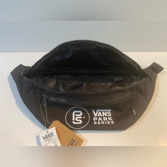 Vans Park Series Ward Cross Body Fanny Pack Pouch Bag - Picture 3 of 6